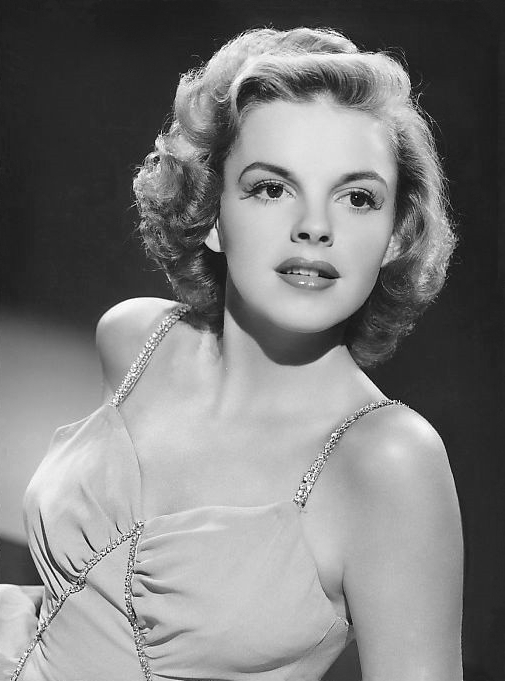 Judy Garland Loved to Role Play During Sex PlaySex.com